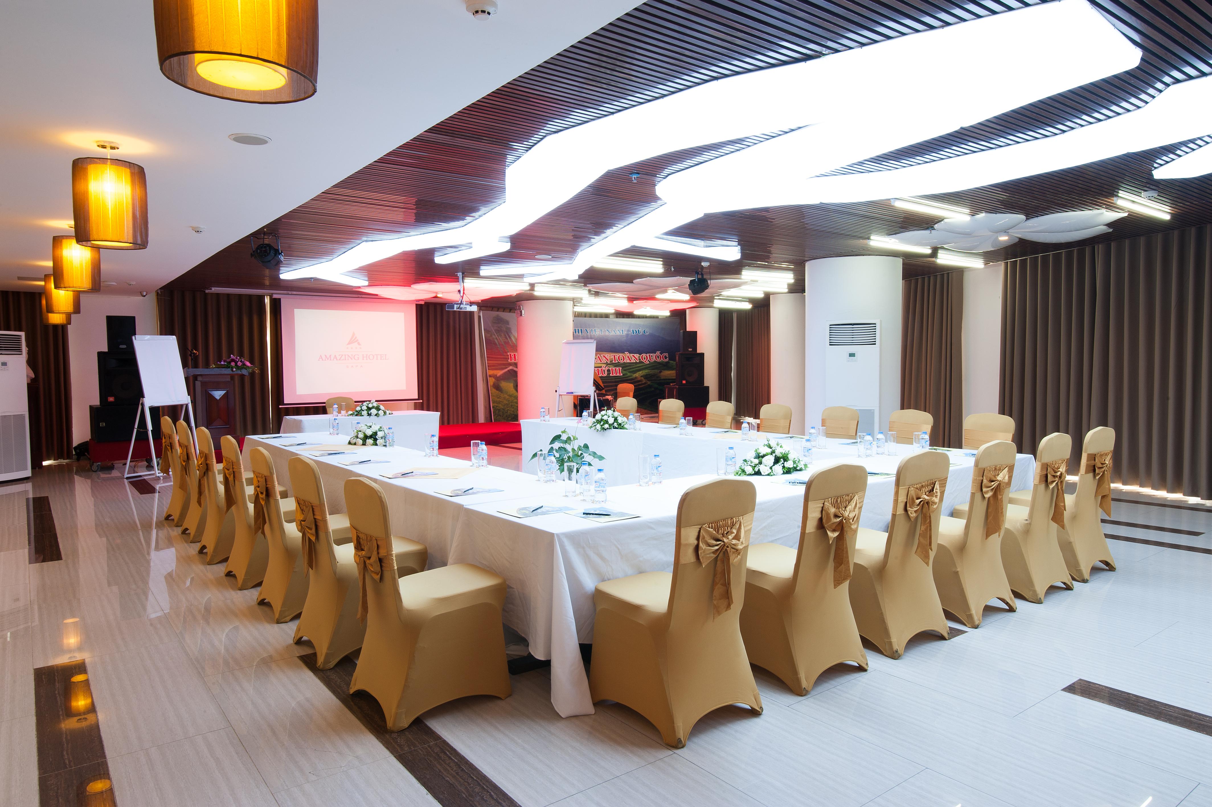 Amazing Hotel Sapa Екстер'єр фото
