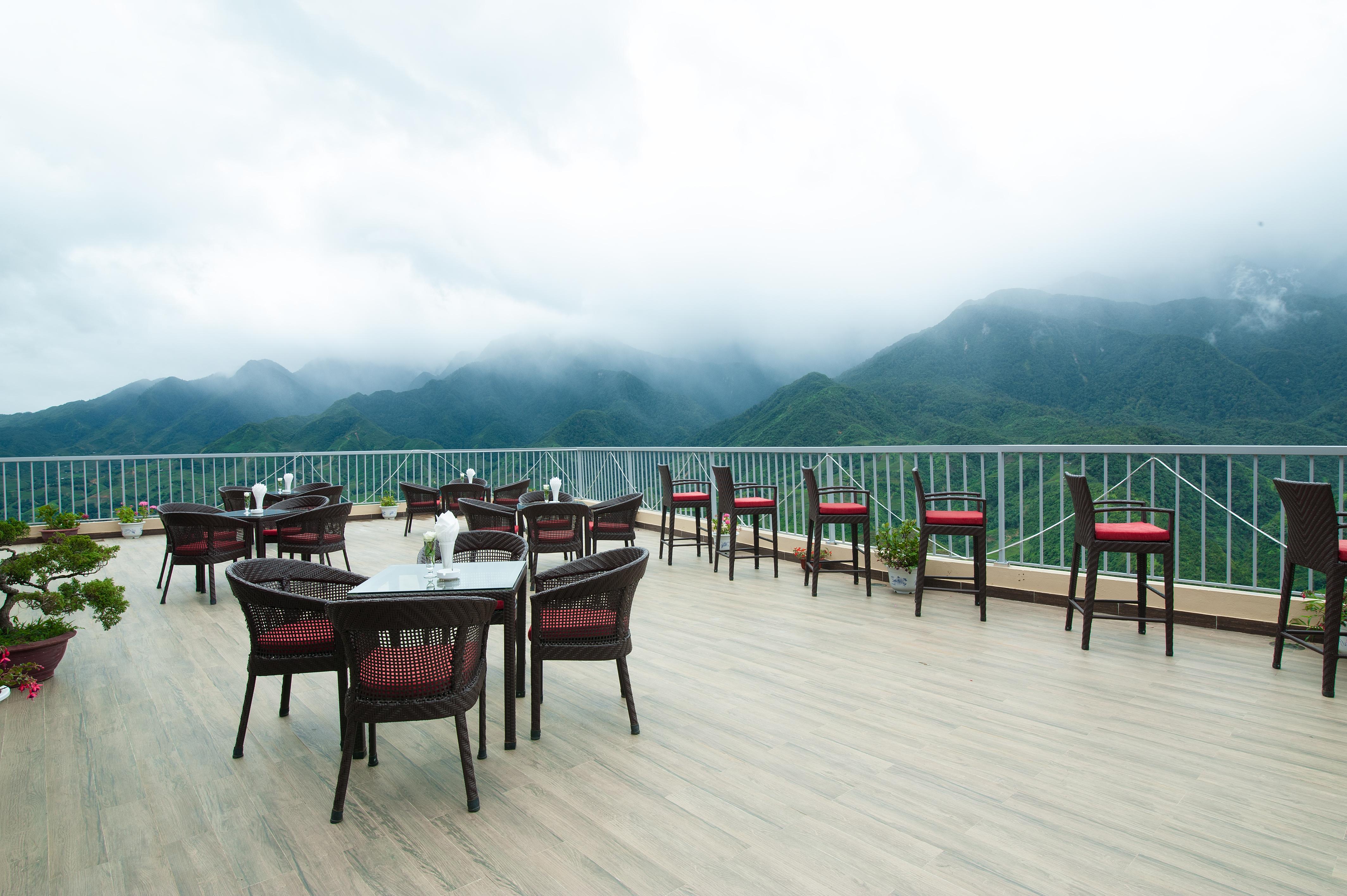 Amazing Hotel Sapa Екстер'єр фото